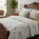 thumbnail image 1 of Cubrecama Quilt Sherpa 2pl Pastel Como Verde Suave Rosa Y Beige Estampado Floral Y Botánico, 1 of 3