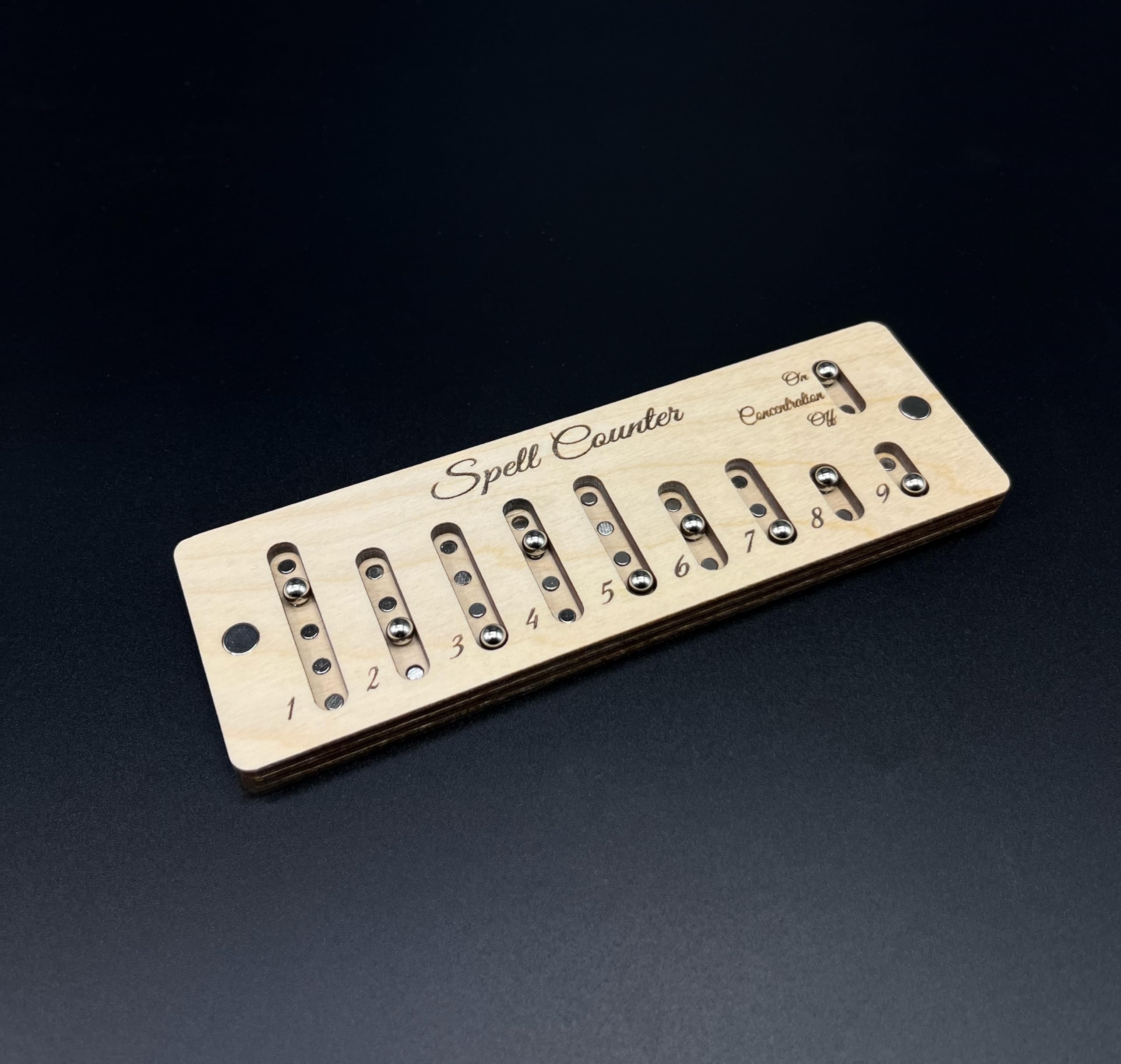 Rastreador De Ranuras De Hechizo Magnético De Madera Para D&D 5E De Micro Dominions