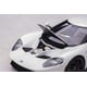 thumbnail image 4 of AUTOart 2017 Ford GT blanco congelado, coche modelo a escala 1/18, 4 of 9