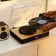 thumbnail image 5 of Tornamesa Bluetooth Revolution Con Parlantes Marley, 5 of 8