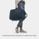 thumbnail image 4 of Mochila de viaje NOMATIC Travel Pack 20 L resistente al agua azul marino, 4 of 9