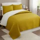 thumbnail image 1 of Cubrecama Quilt Sherpa 2pl - Varios Modelos W.m G Amarillo Mostaza Intenso Moderno Y Luminoso, 1 of 3