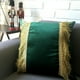 thumbnail image 3 of Funda Cojin Decorativo Diseño Festivo Verde Y Dorado 45x45, 3 of 3