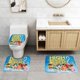thumbnail image 2 of High School Musical Juego de 3 alfombras de baño de coral fleece: tapete de baño + alfombra de inodoro en forma de U + funda de tapa de inodoro en forma de O, 2 of 6