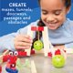 thumbnail image 5 of Juego de laberinto KEVA Maker Bot de MindWare con 30 tablillas y 2 robots, 5 of 8