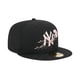 thumbnail image 2 of Jockey Gorra New Era 9FORTY Dotted Floral New York Yankees Negro, 2 of 5