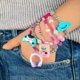 thumbnail image 2 of Kit de diseño de joyas a la moda con forma de ángel, cambiadores de dijes, más de 700 cuentas, 2 of 8