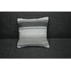 thumbnail image 1 of Cojin Deco Cojin Kelim Gris /Negro Diseño Vintage 0,4x0,4 mts, 1 of 3