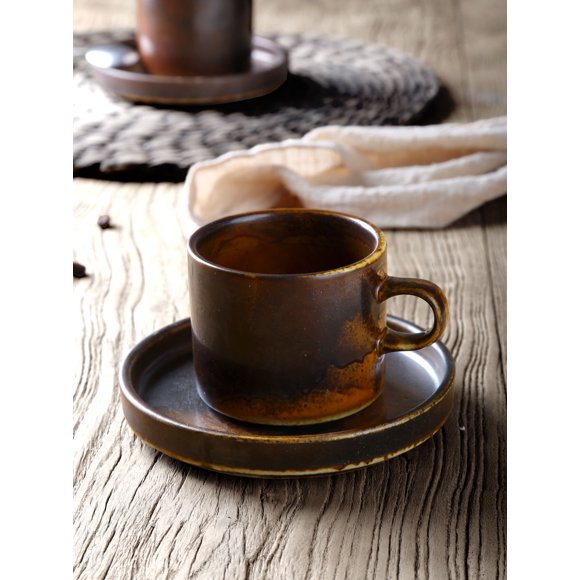Taza con plato de cerámica "Peuco"