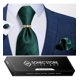 thumbnail image 1 of Corbata Hombre Seda En Caja + Anillo Dorado, Paño Y Colleras verde Talla Única, 1 of 4