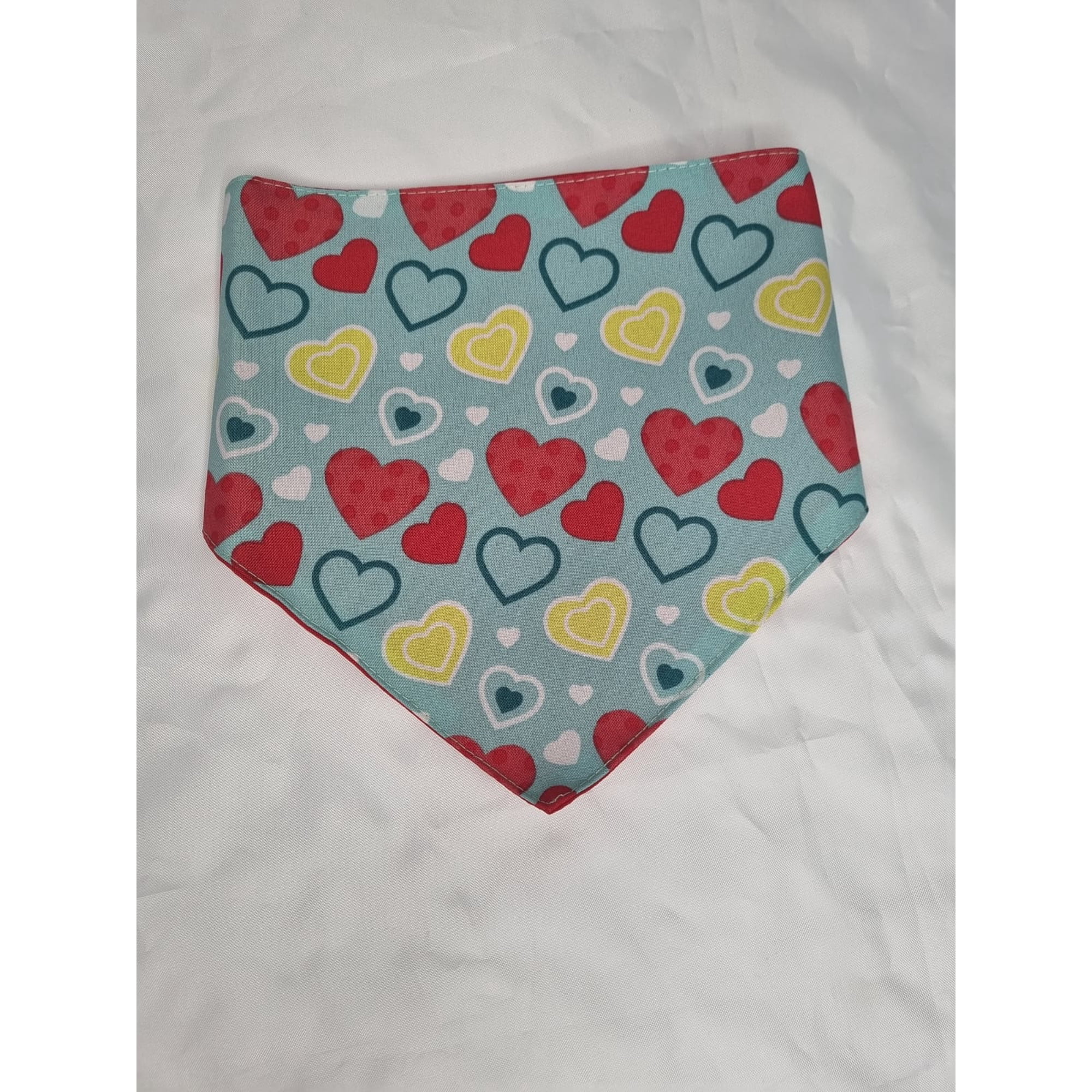 Bandana mascota menta corazones talla XXS